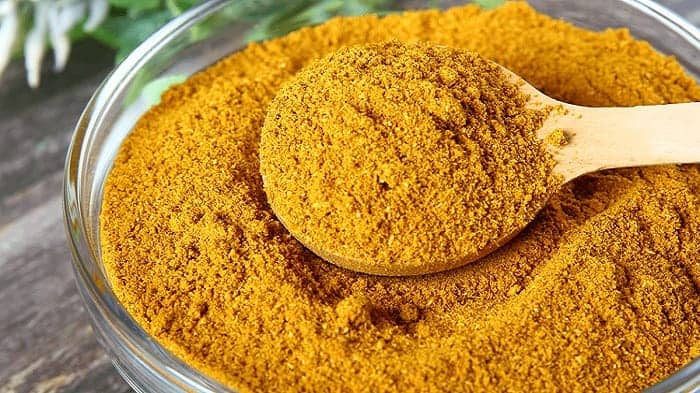 Curry Powder: Ingredients, Types, Flavor, Uses, Benefits